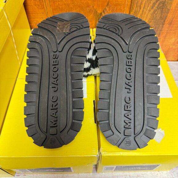 Marc Jacobs The Monogram Teddy Slide – Black/Ivory - Picture 11 of 11